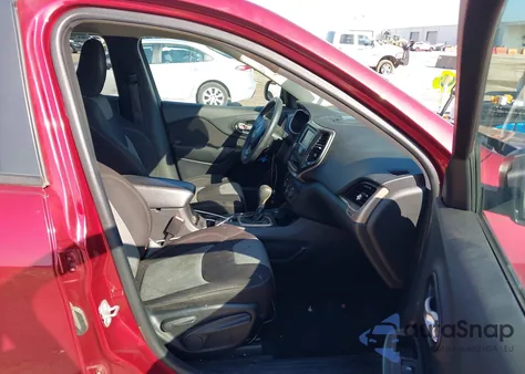 2014 Jeep Cherokee Sport z USA, uszkodzony, nr VIN 1C4PJMAB8EW145388